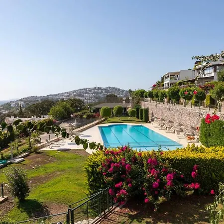 House With Sea View And Shared Pool In Bodrum