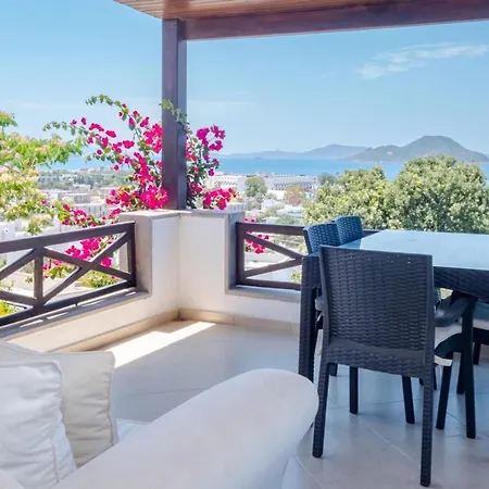 House With Sea View And Shared Pool In Bodrum Daire Turgutreis